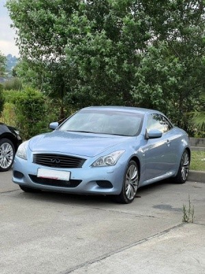 Infinity G37