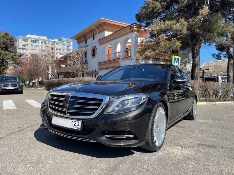 Mercedes Bens S-class Maybach